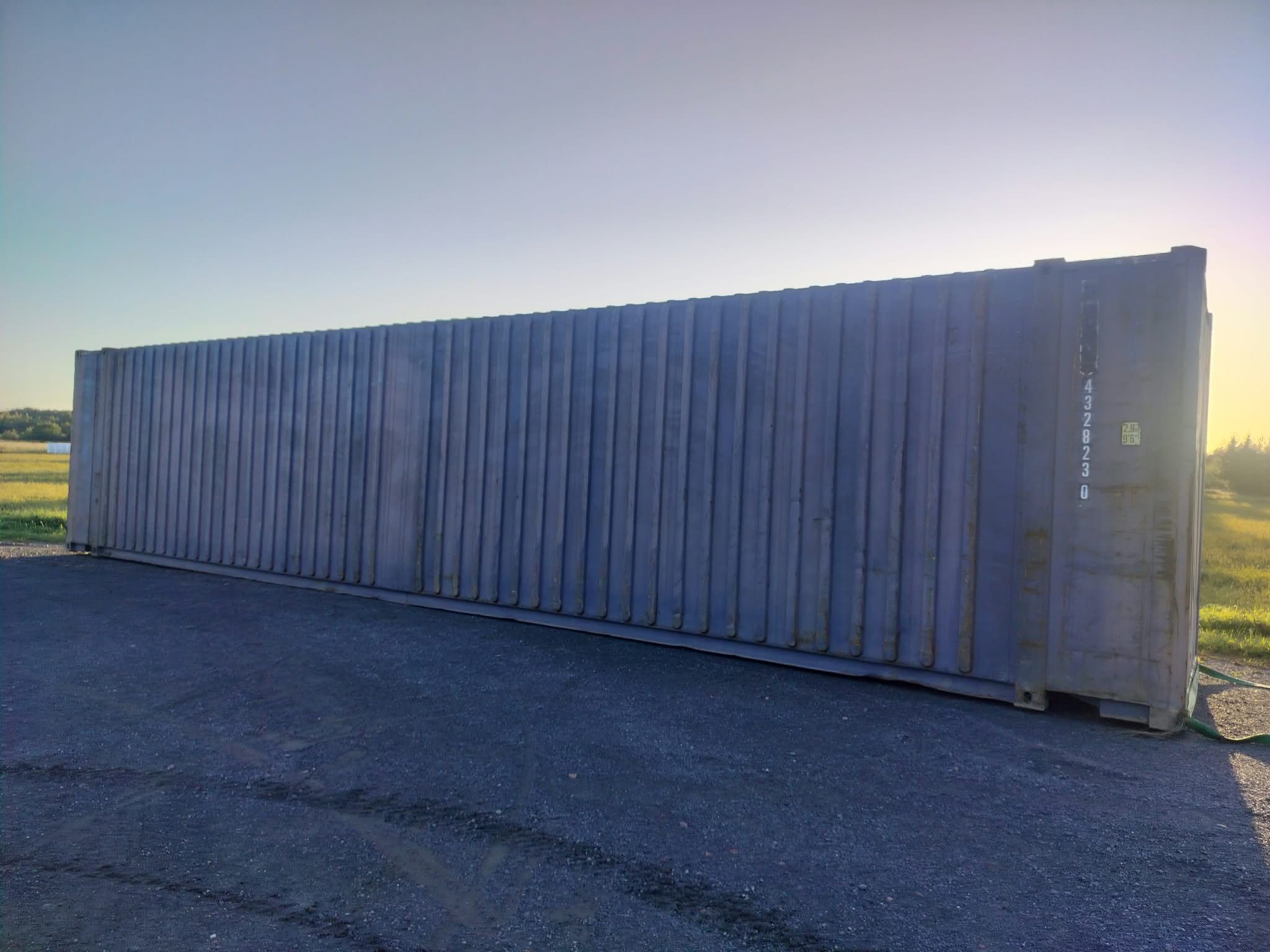 Image 1/5