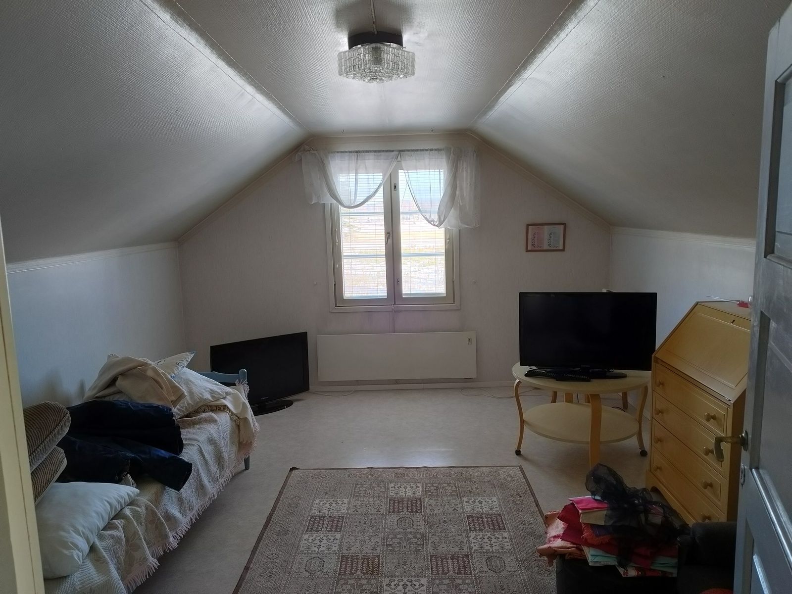 Image 11/15