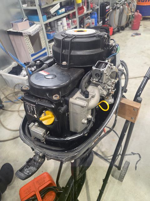 Image 3/9