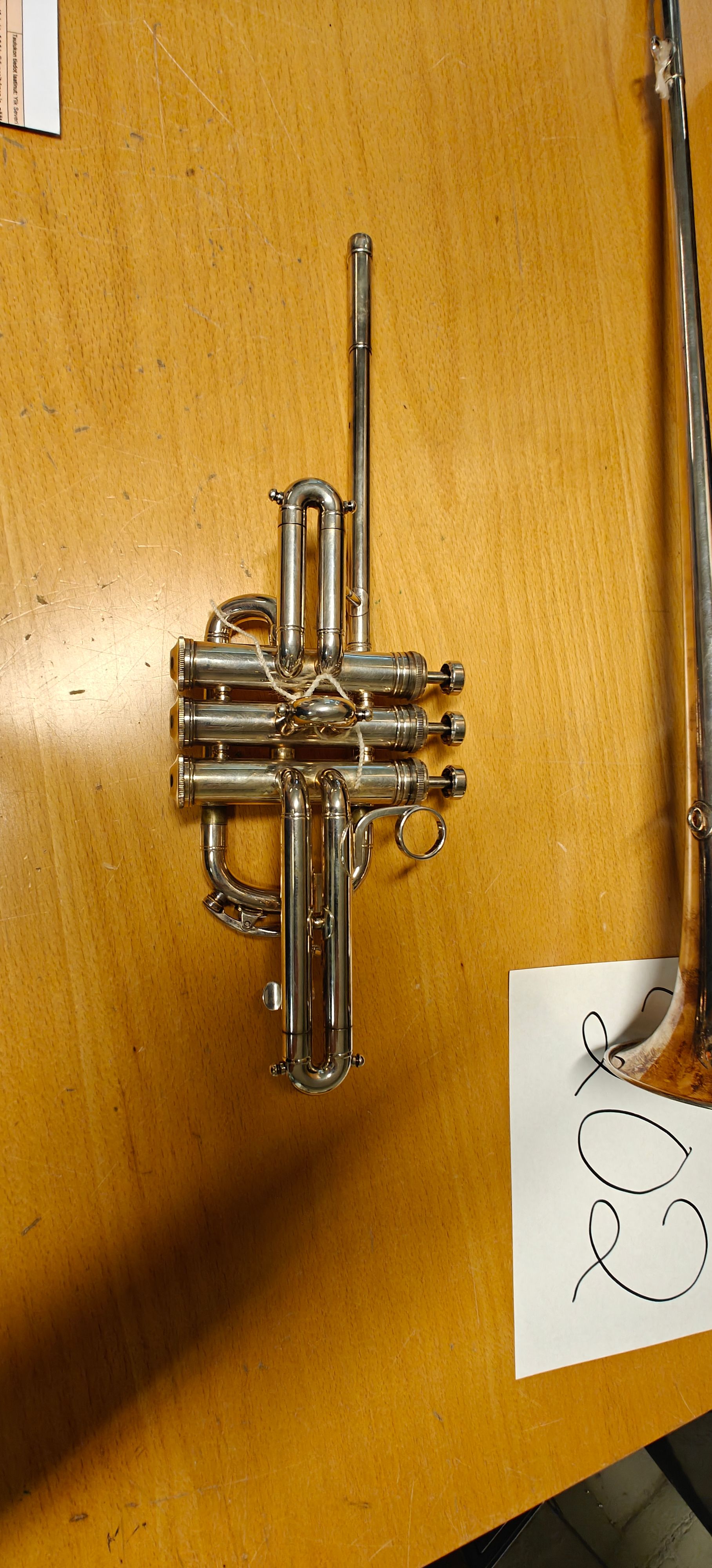 Image 6/16