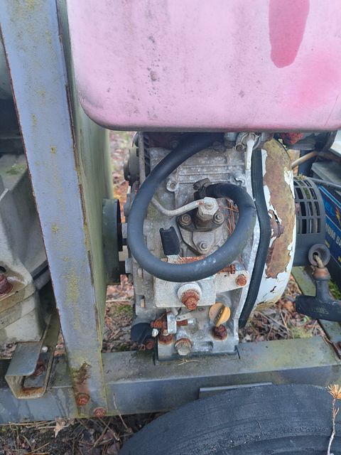 Image 3/5