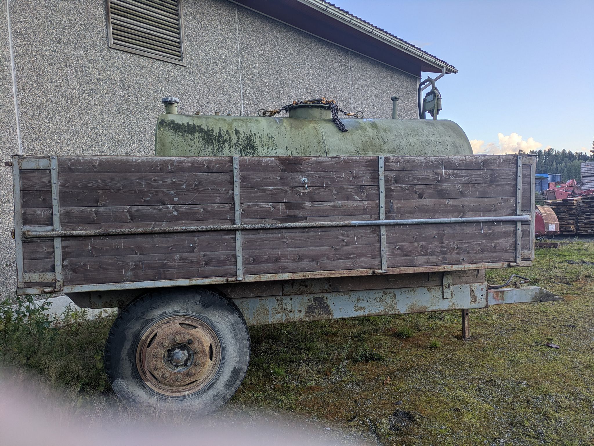 Image 5/7
