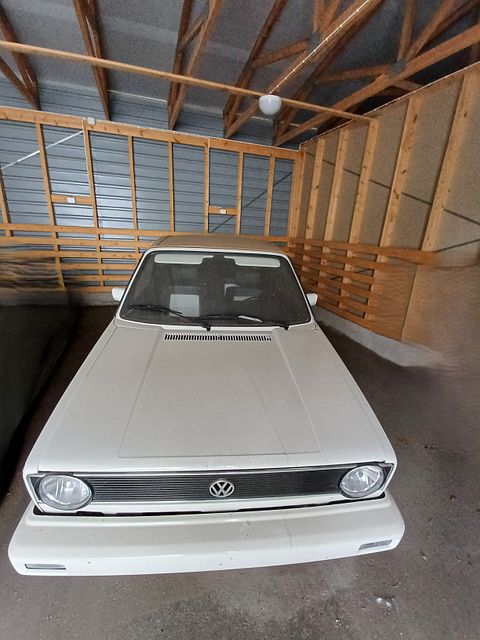 Image 1/10