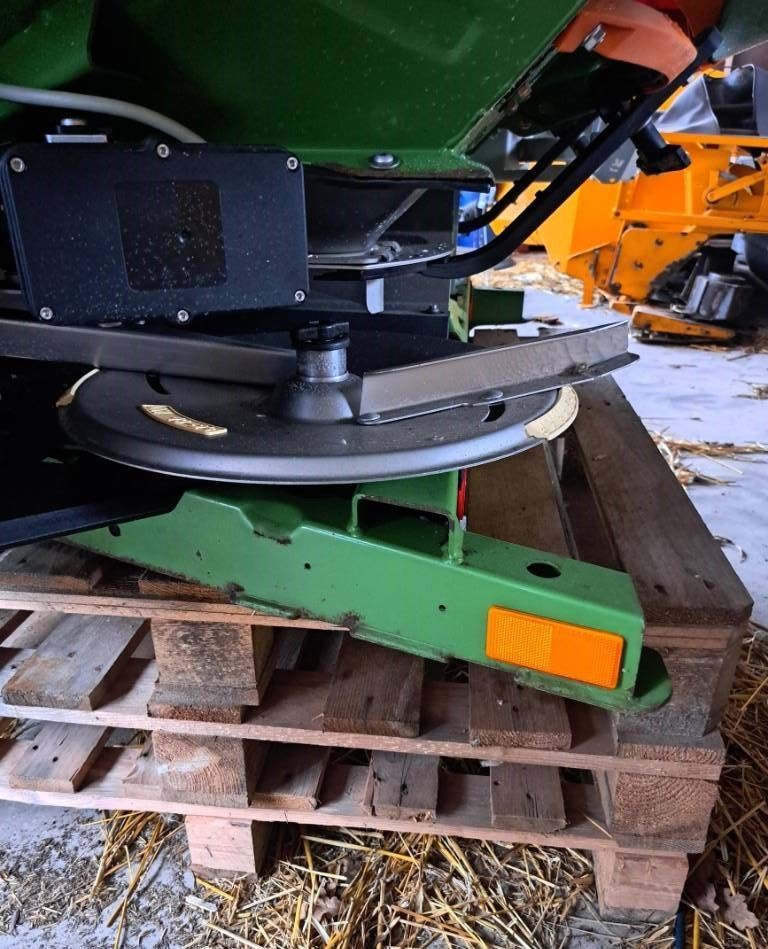 Image 5/6