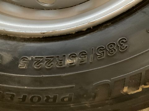 Image 5/6
