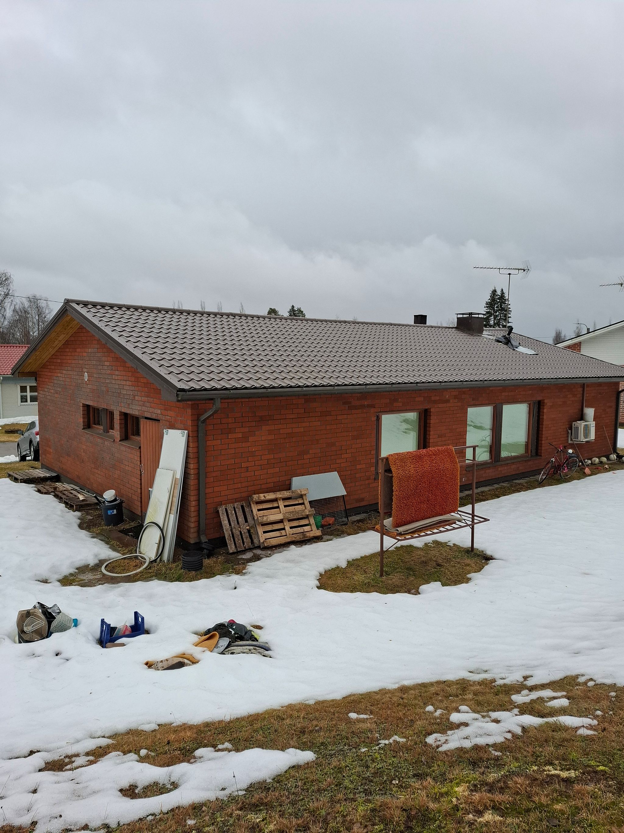 Image 6/46