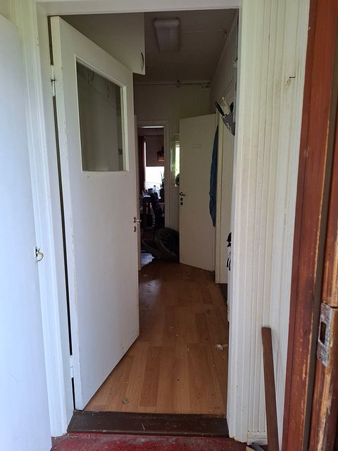Image 7/142