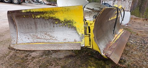 Image 2/6