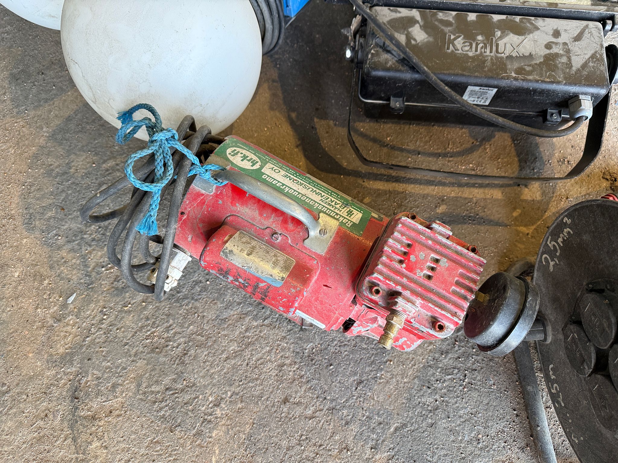 Image 19/22