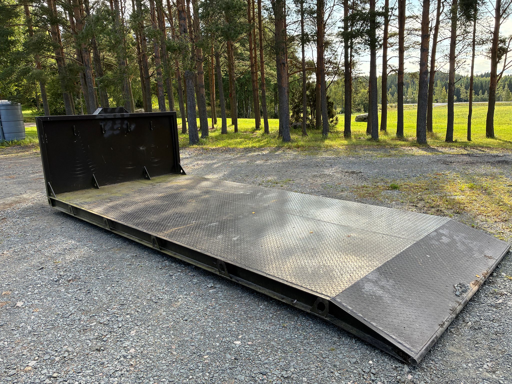Image 1/10
