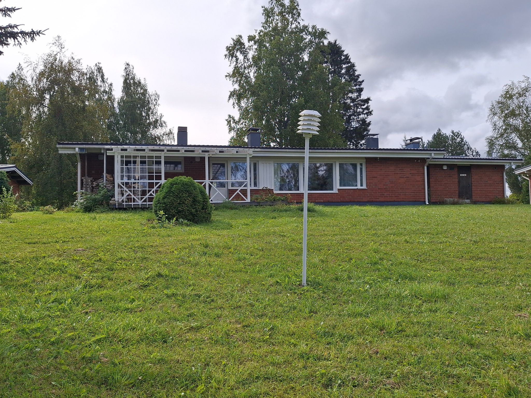 Image 2/24