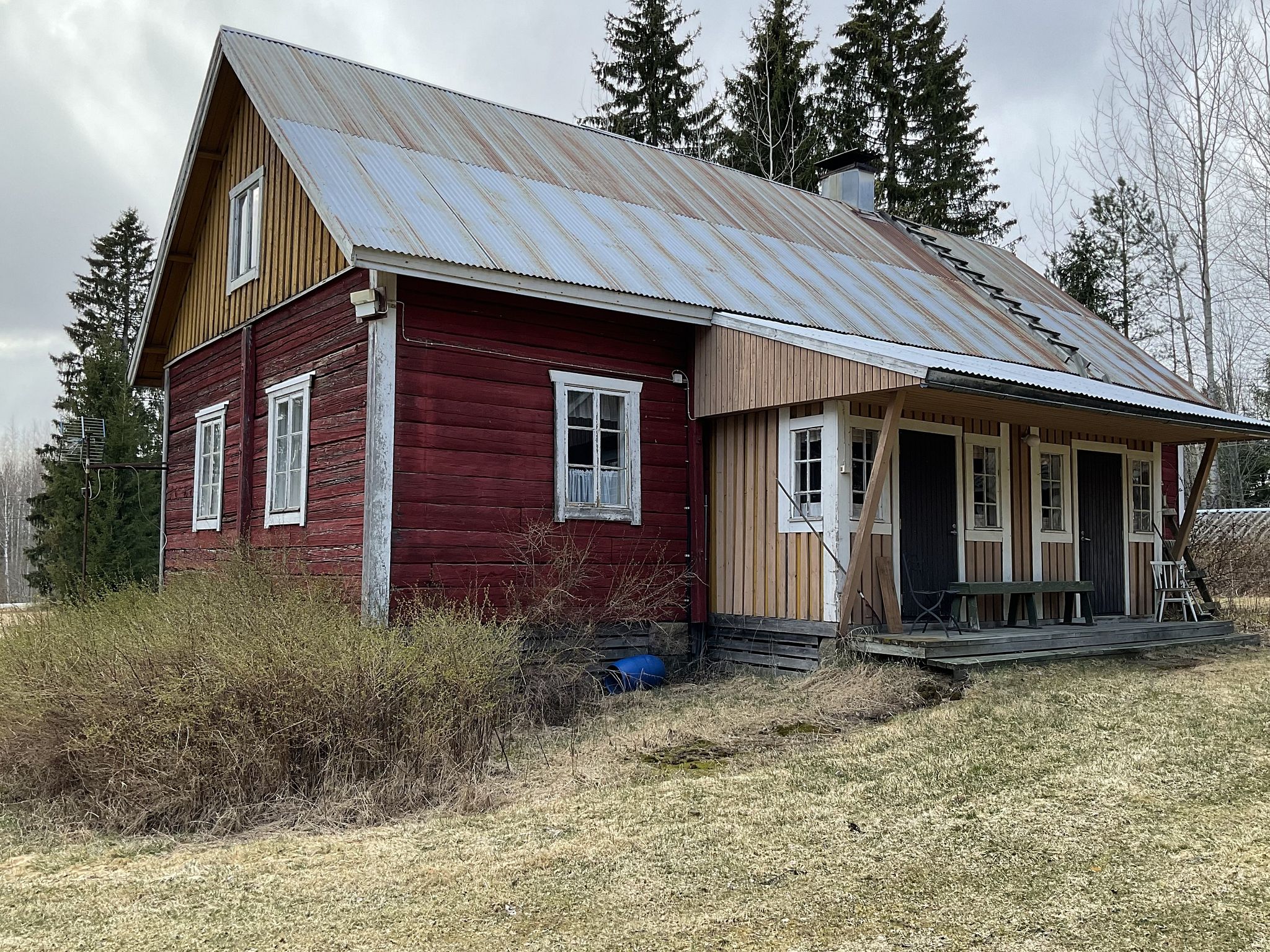 Image 2/15