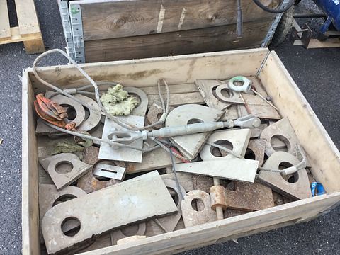 Image 3/23