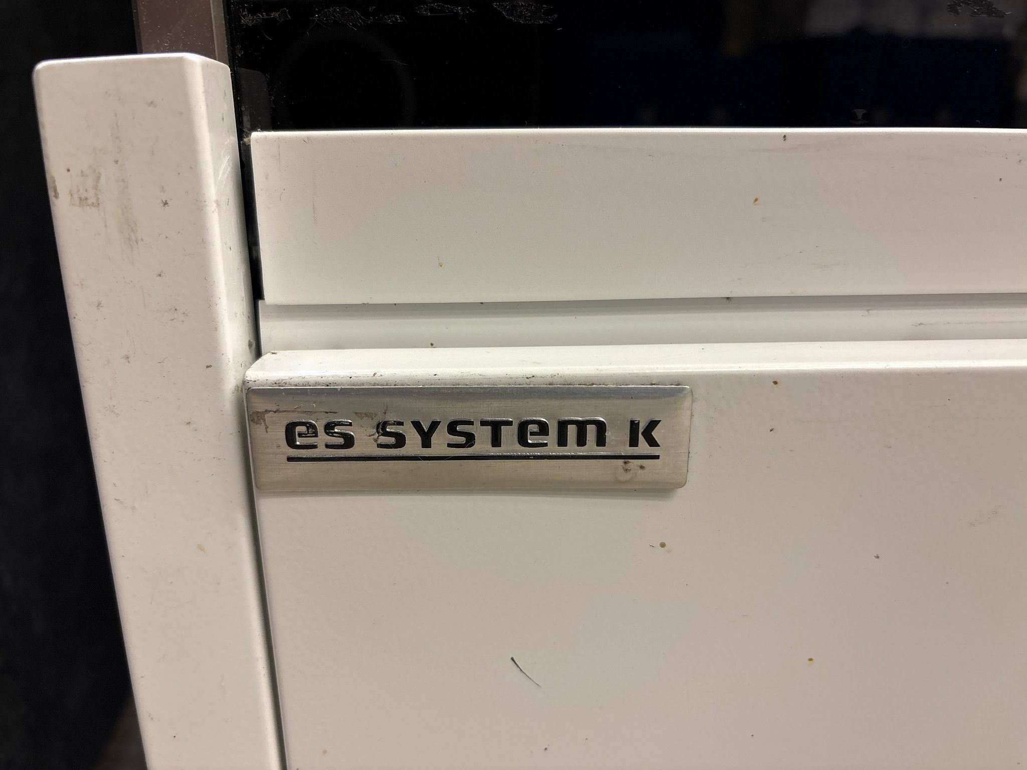 Image 6/27