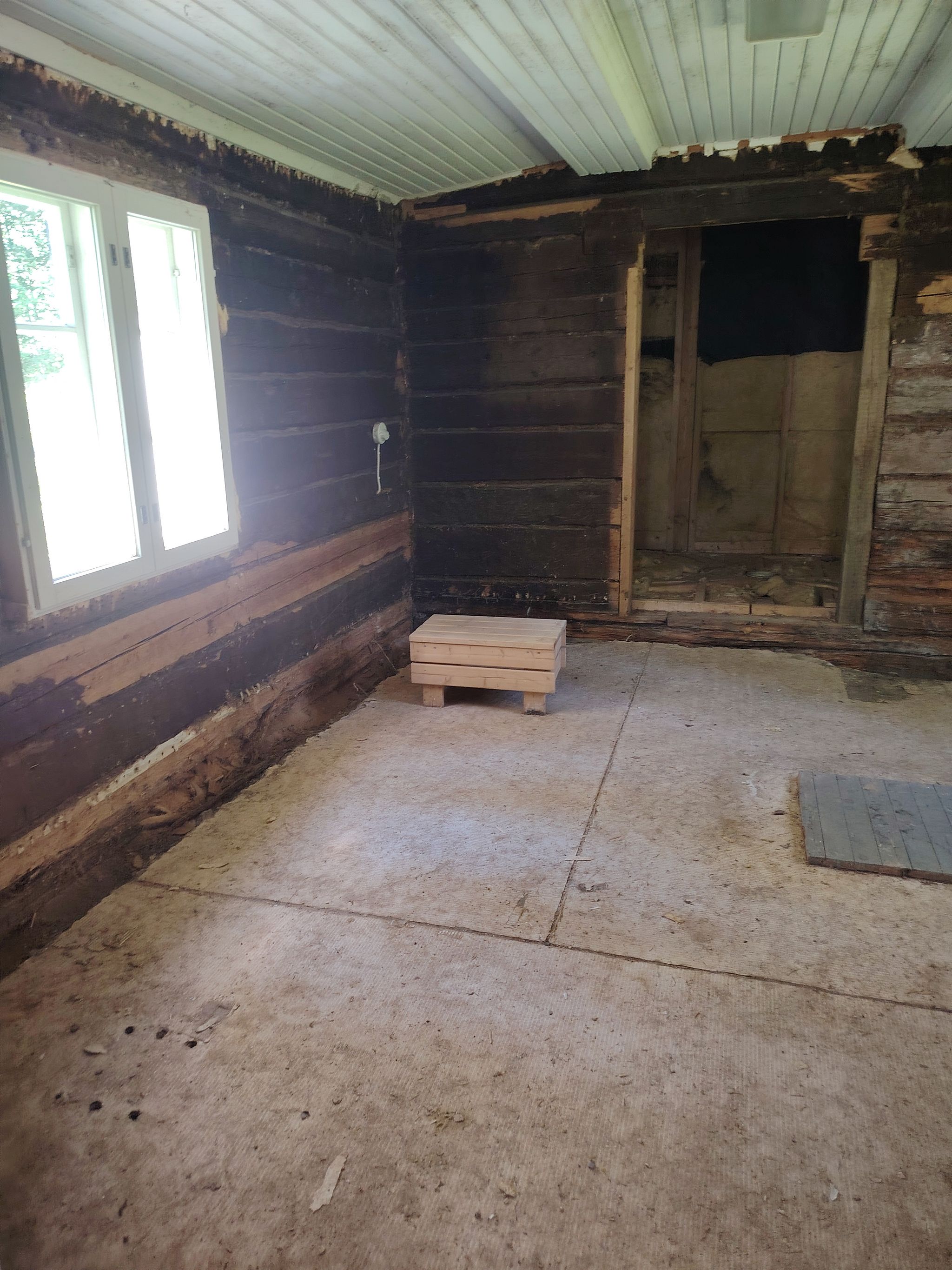 Image 10/26