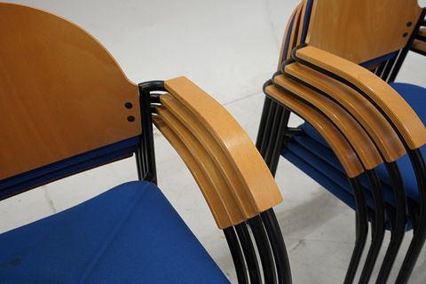 Image 7/8