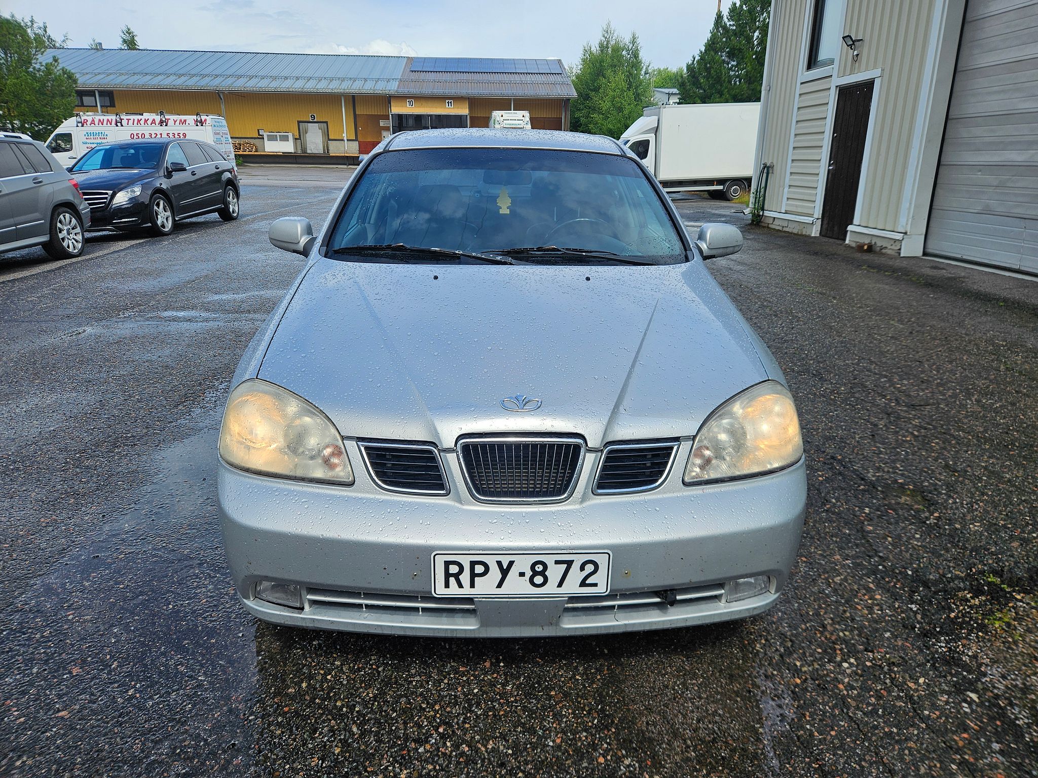 Image 8/19