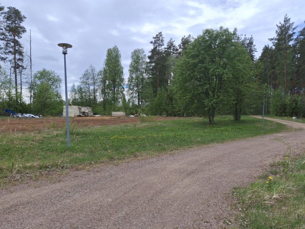 Image 81/85