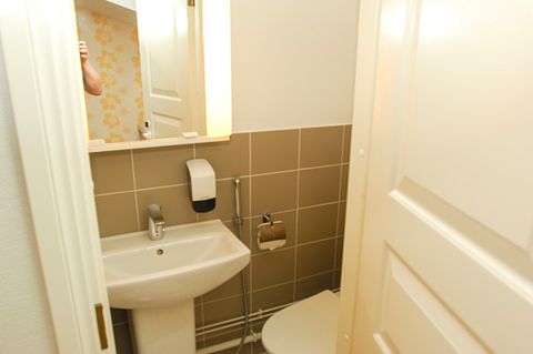Image 4/28