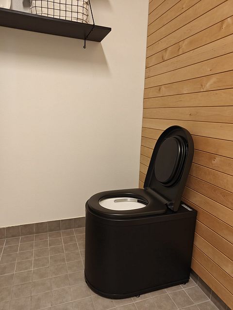 Image 3/7