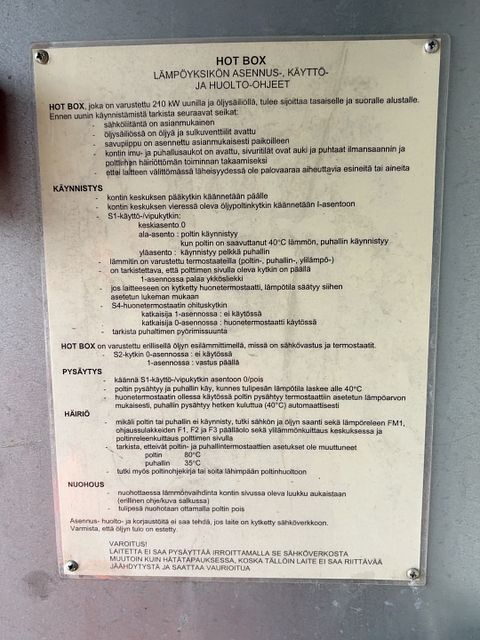Image 6/10