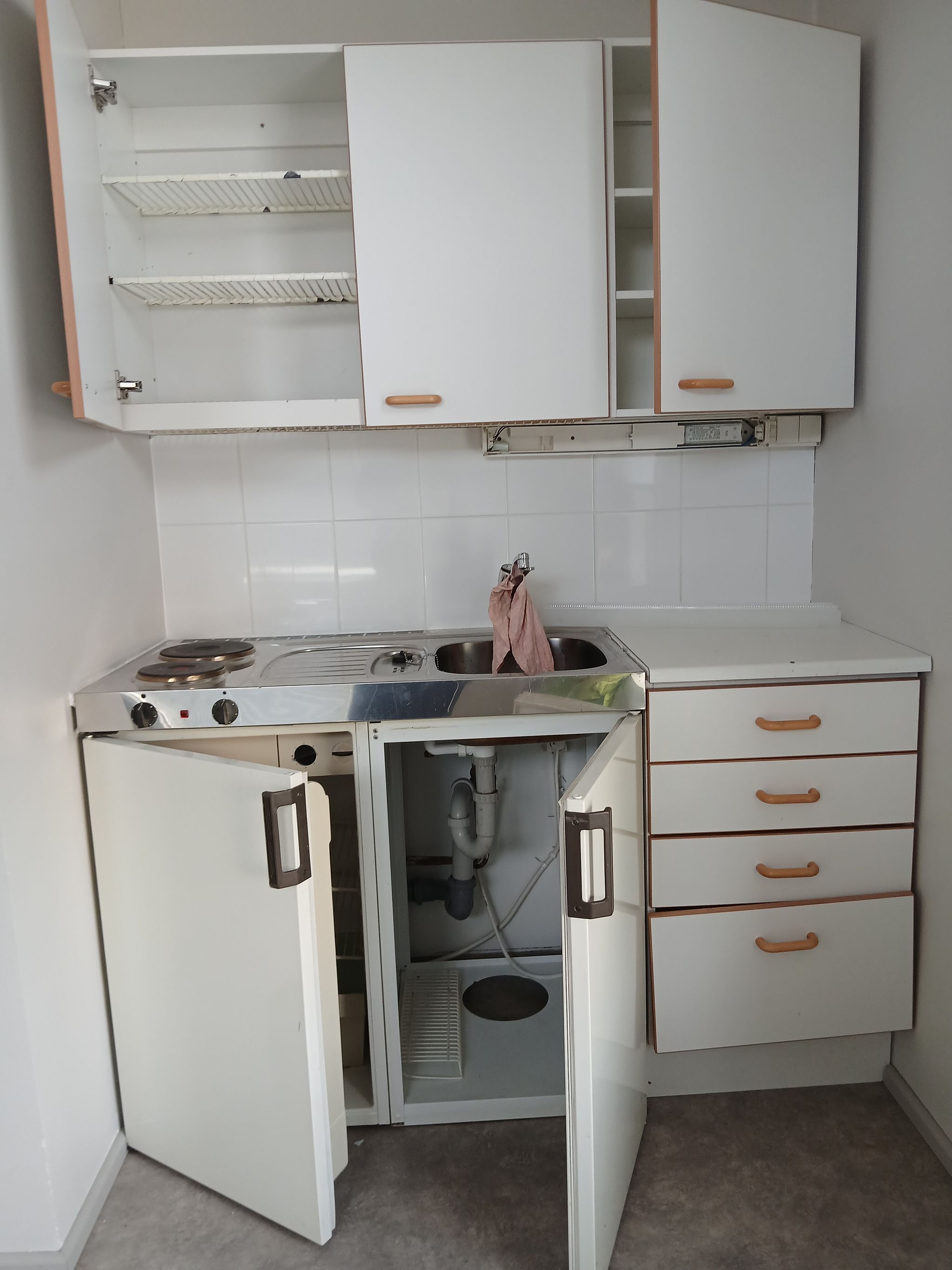 Image 1/3
