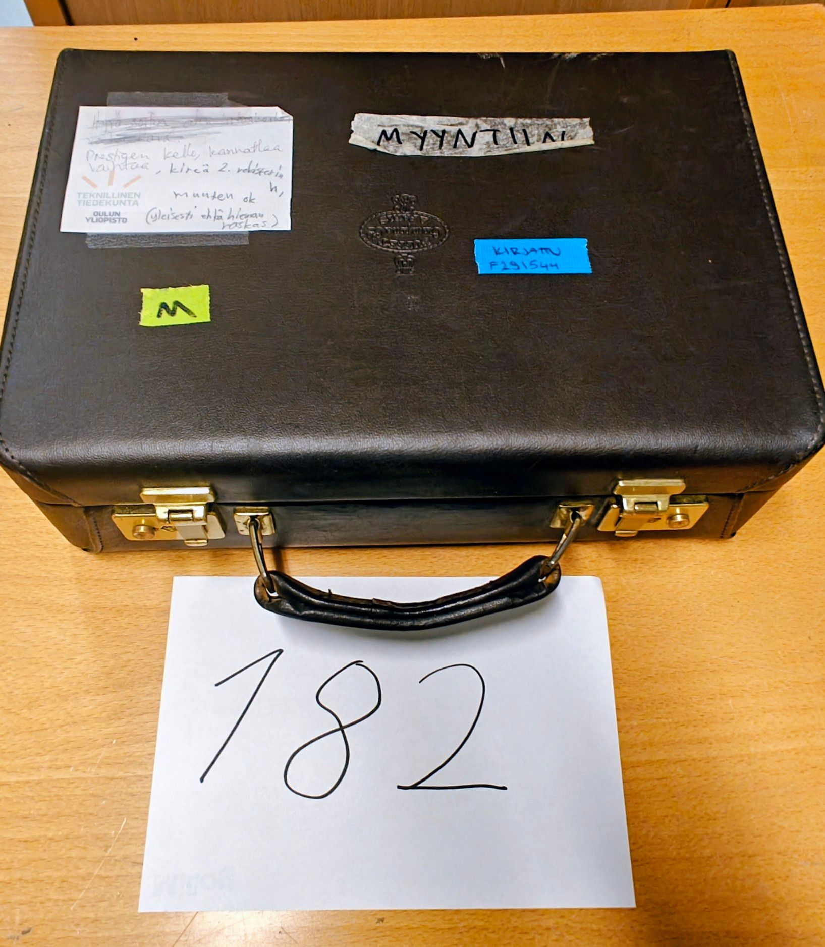 Image 2/12