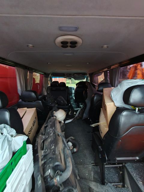 Image 9/10