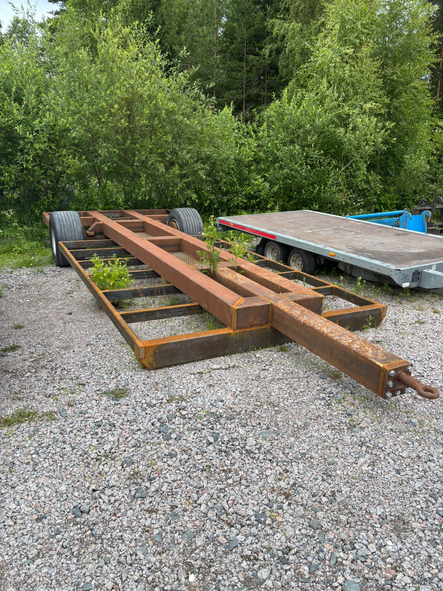 Image 1/5