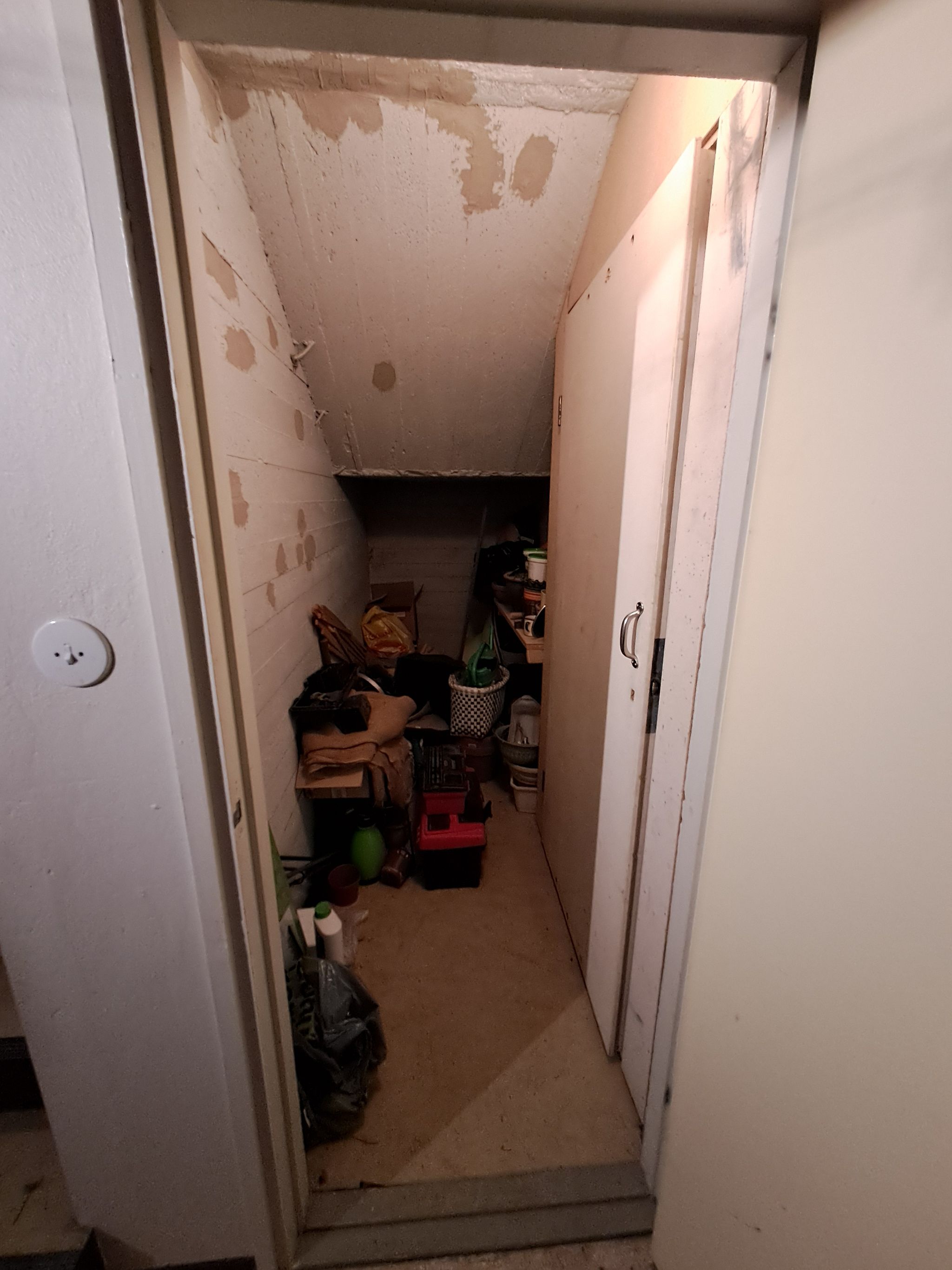 Image 33/66