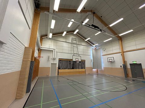 Image 4/4