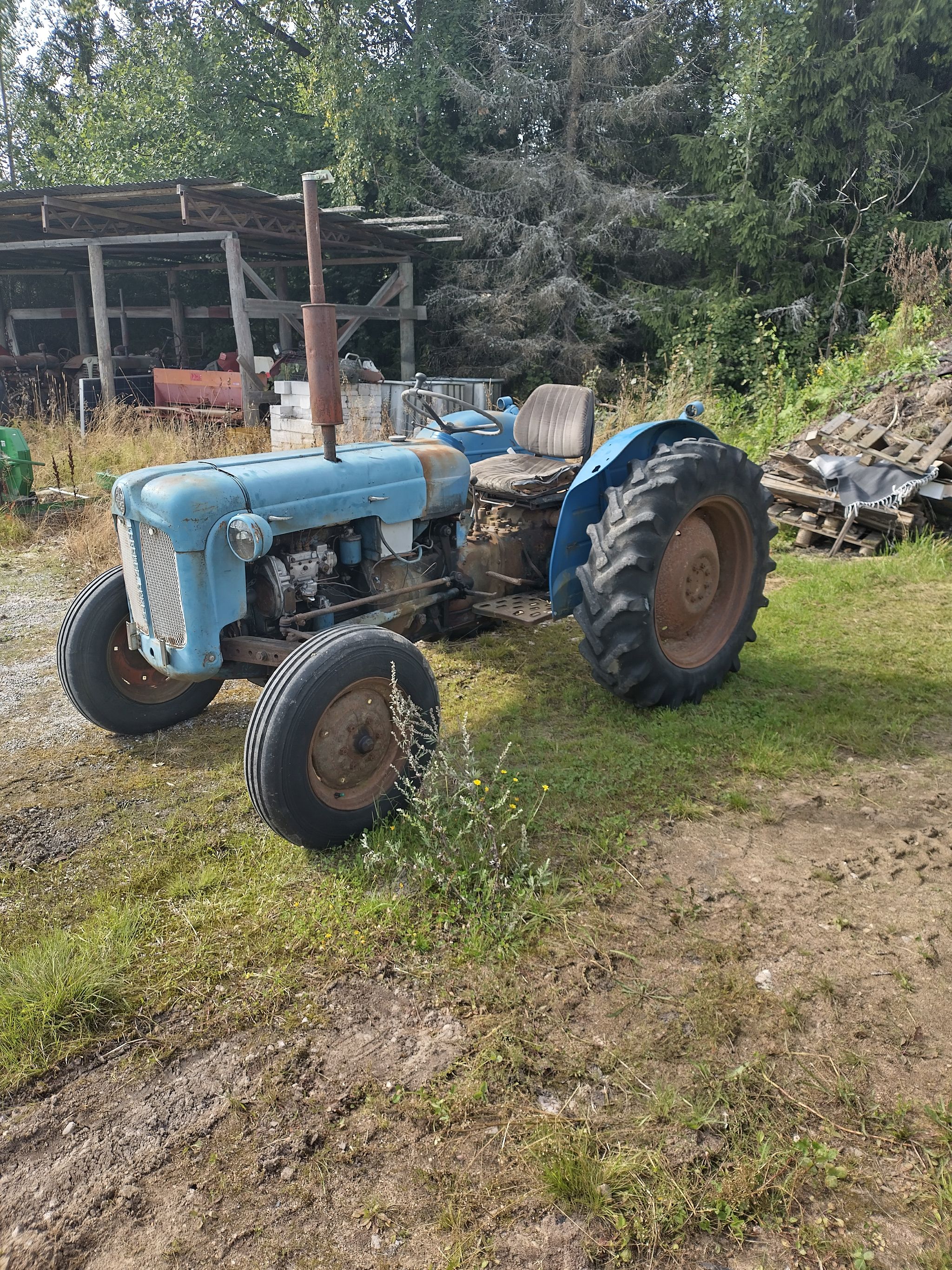 Image 1/7