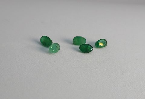 Image 4/5