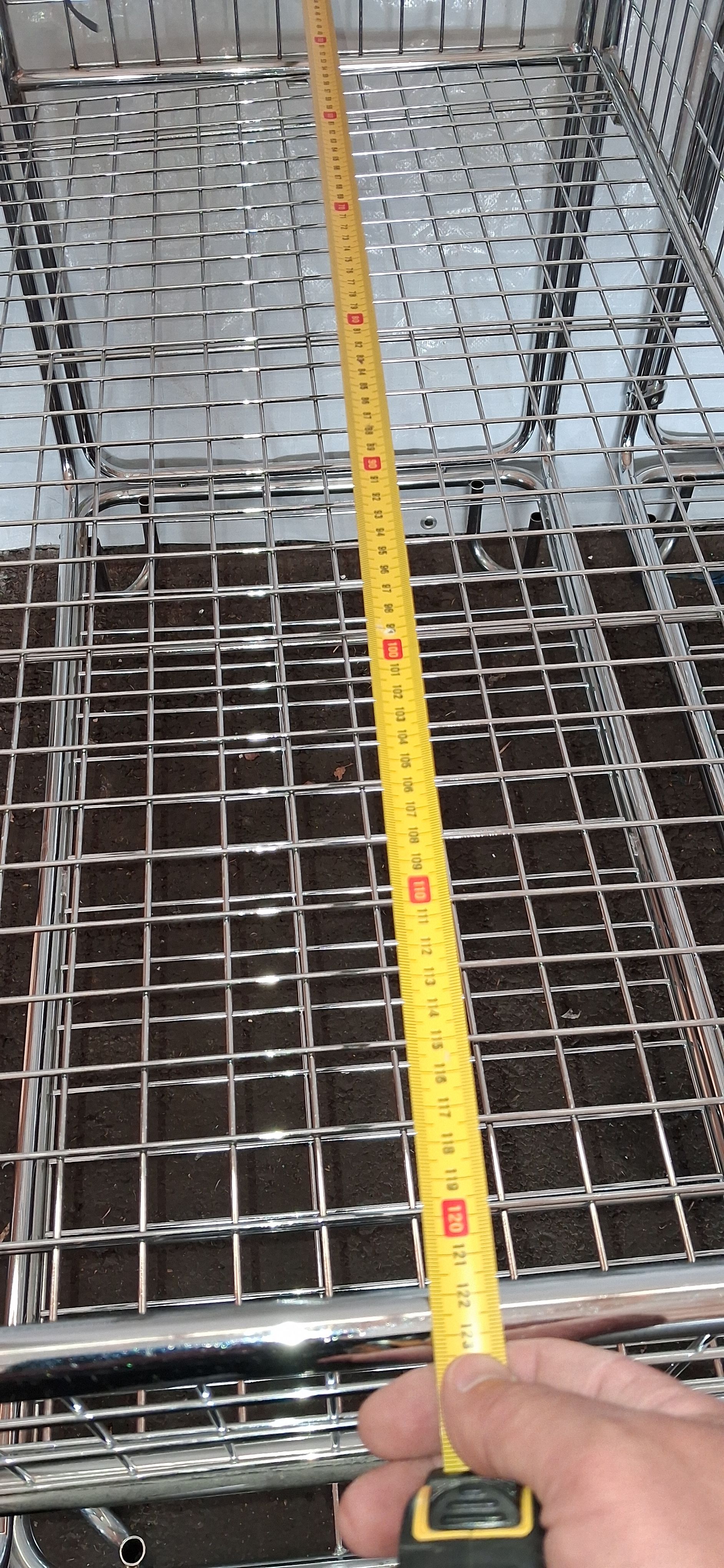 Image 6/9