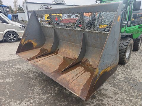 Image 1/7