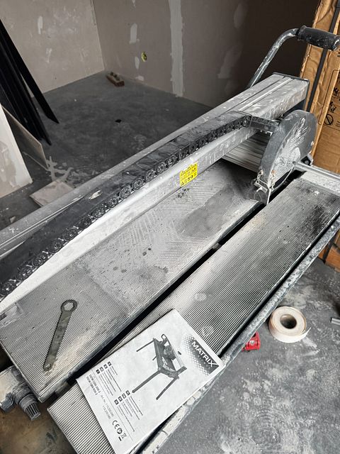 Image 3/5