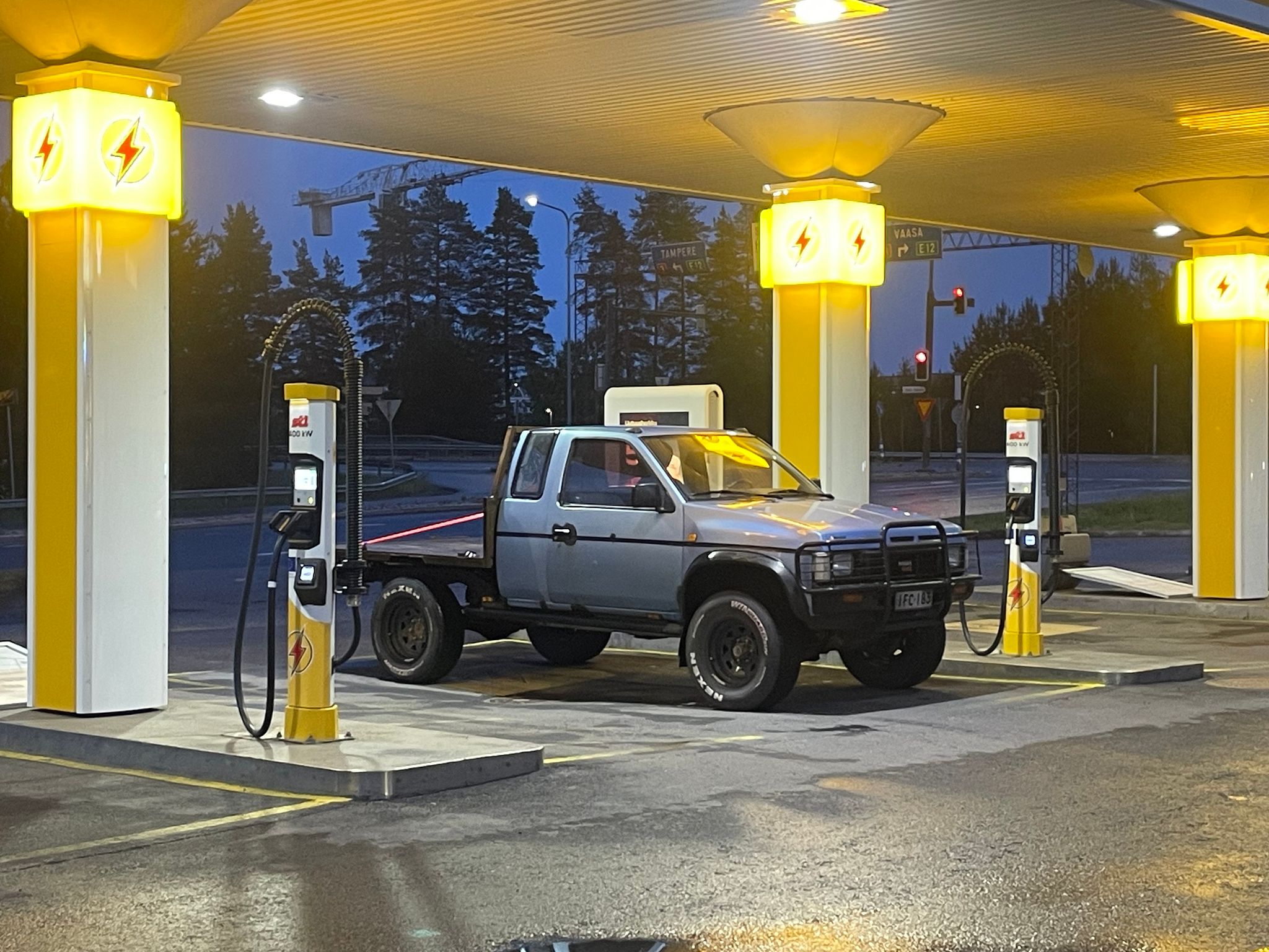 Image 5/13