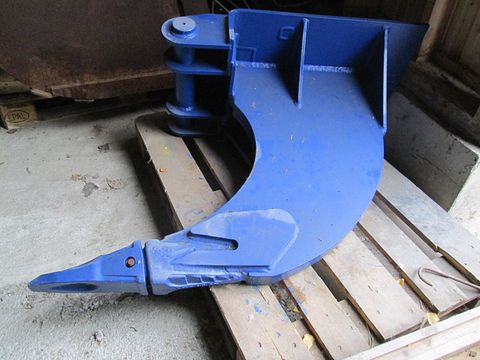 Image 1/5
