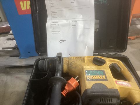 Image 7/7