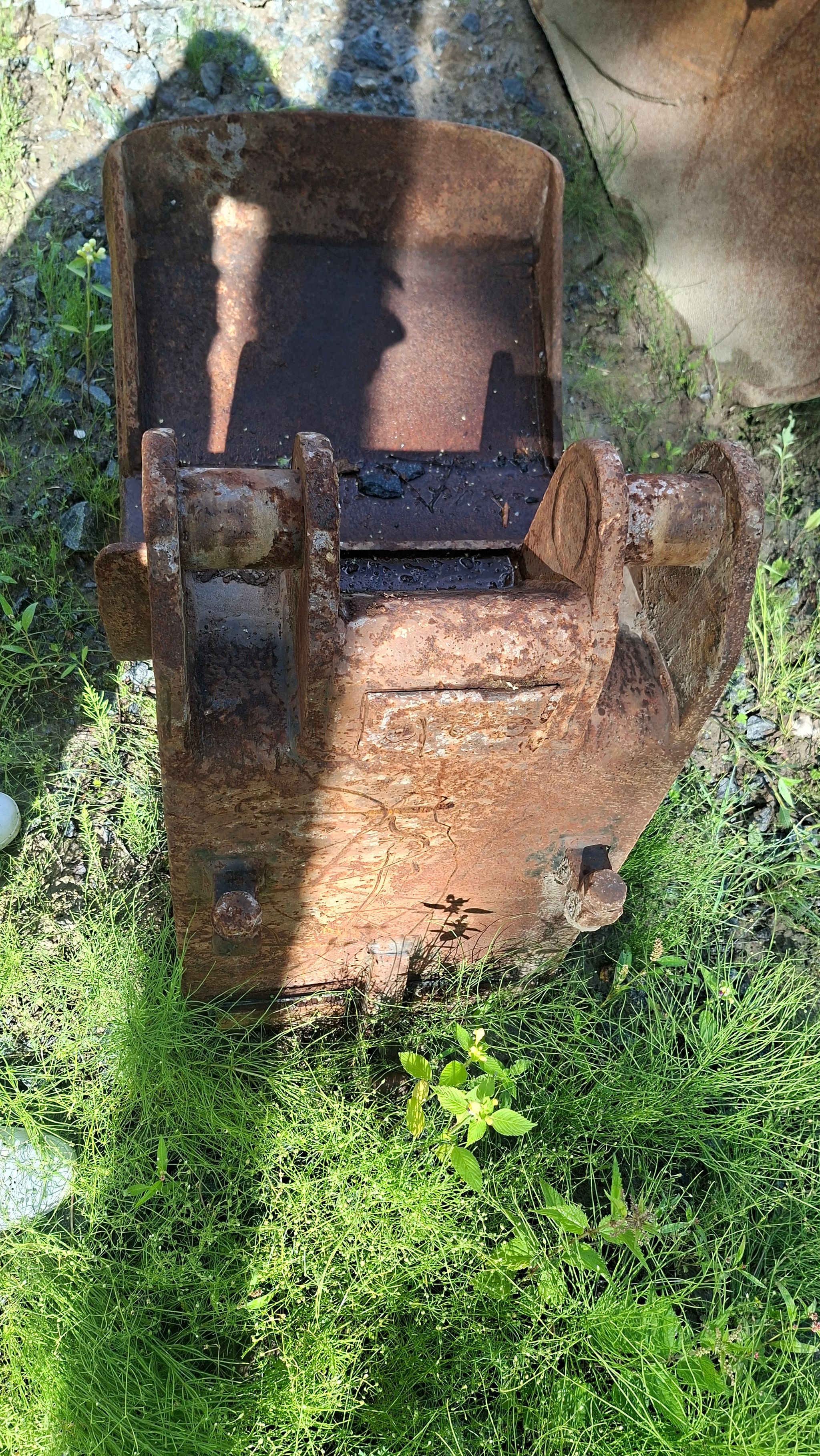 Image 2/2
