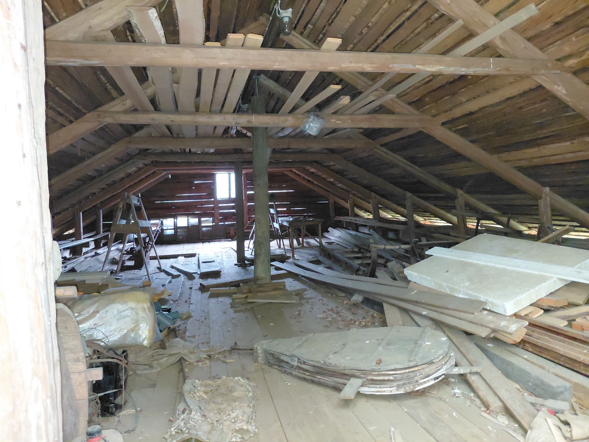 Image 65/131