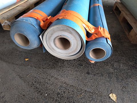 Image 1/4