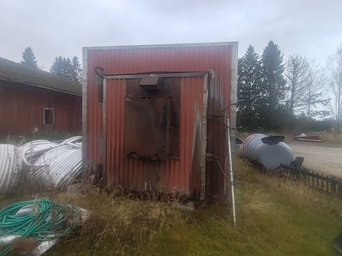 Image 2/15