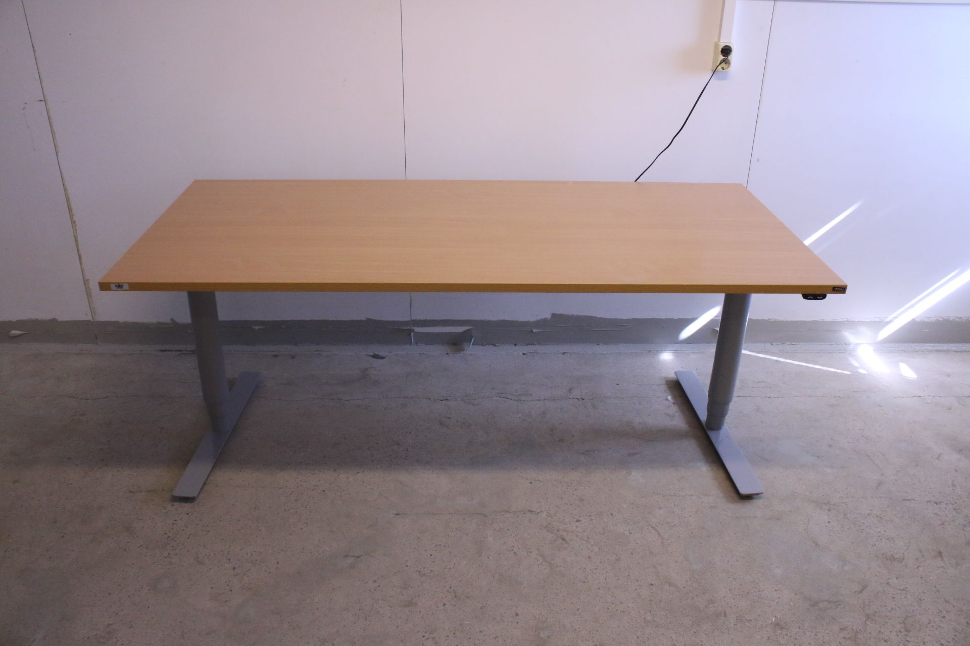 Image 5/7