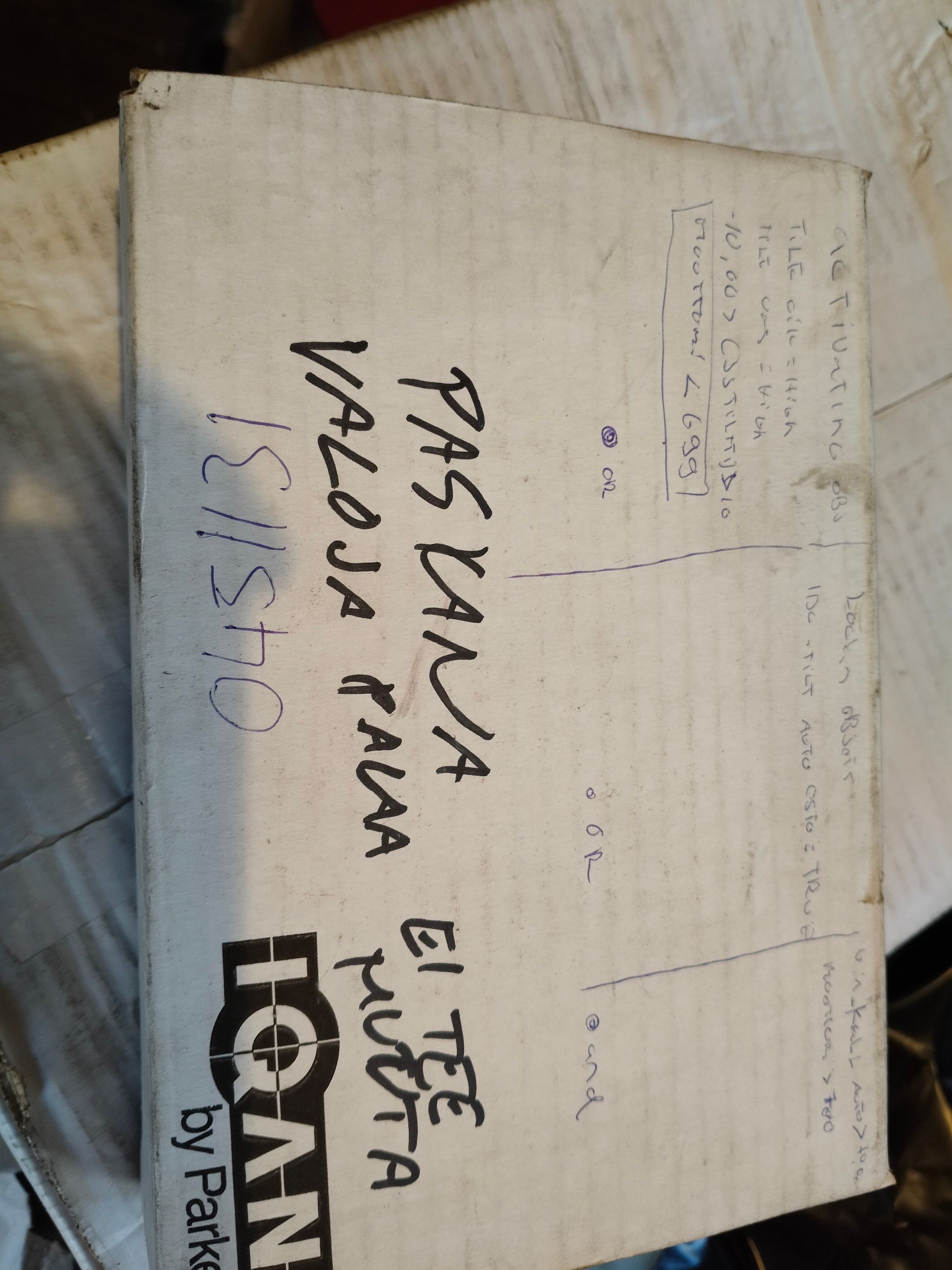 Image 6/9