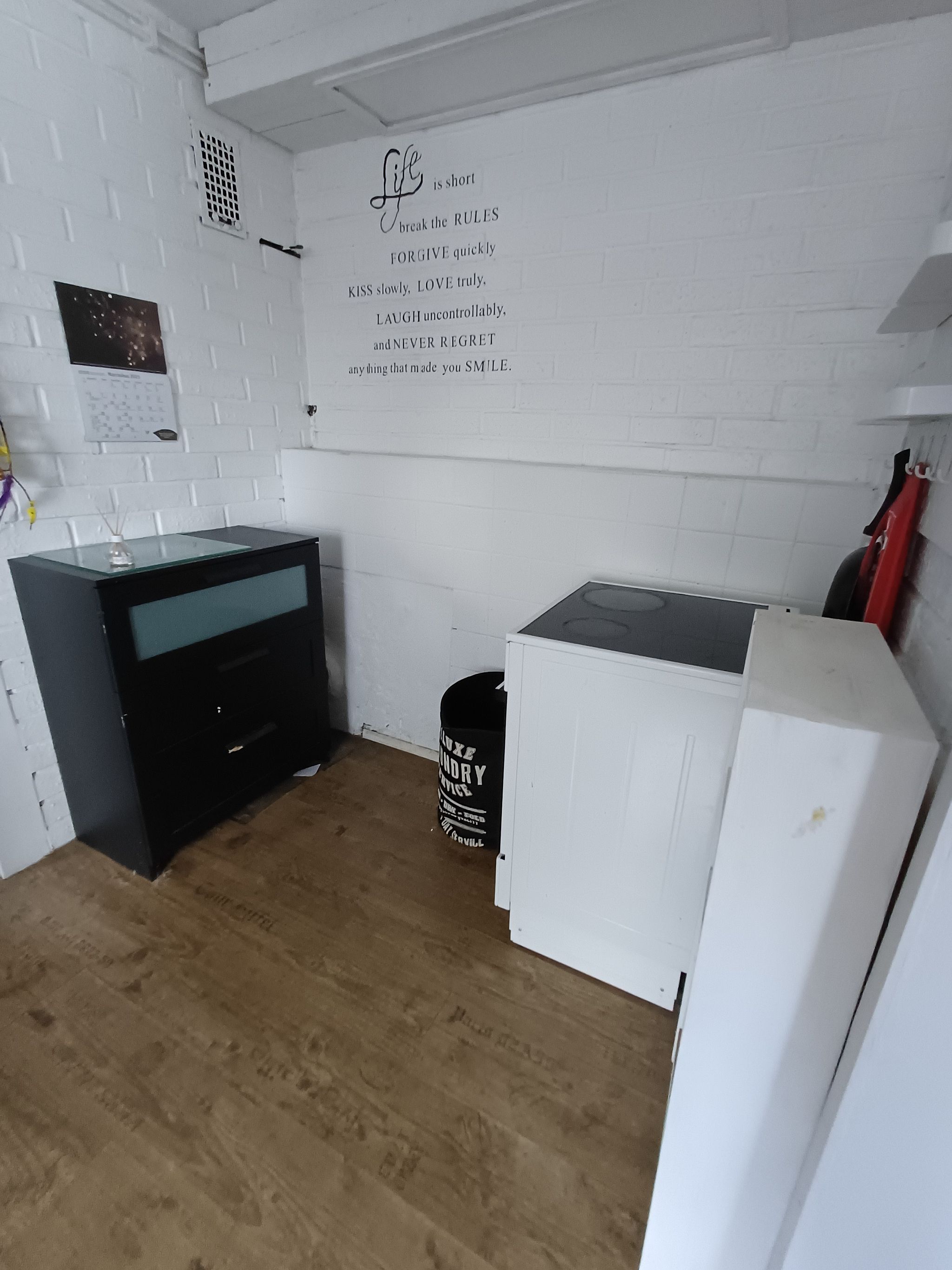 Image 6/14