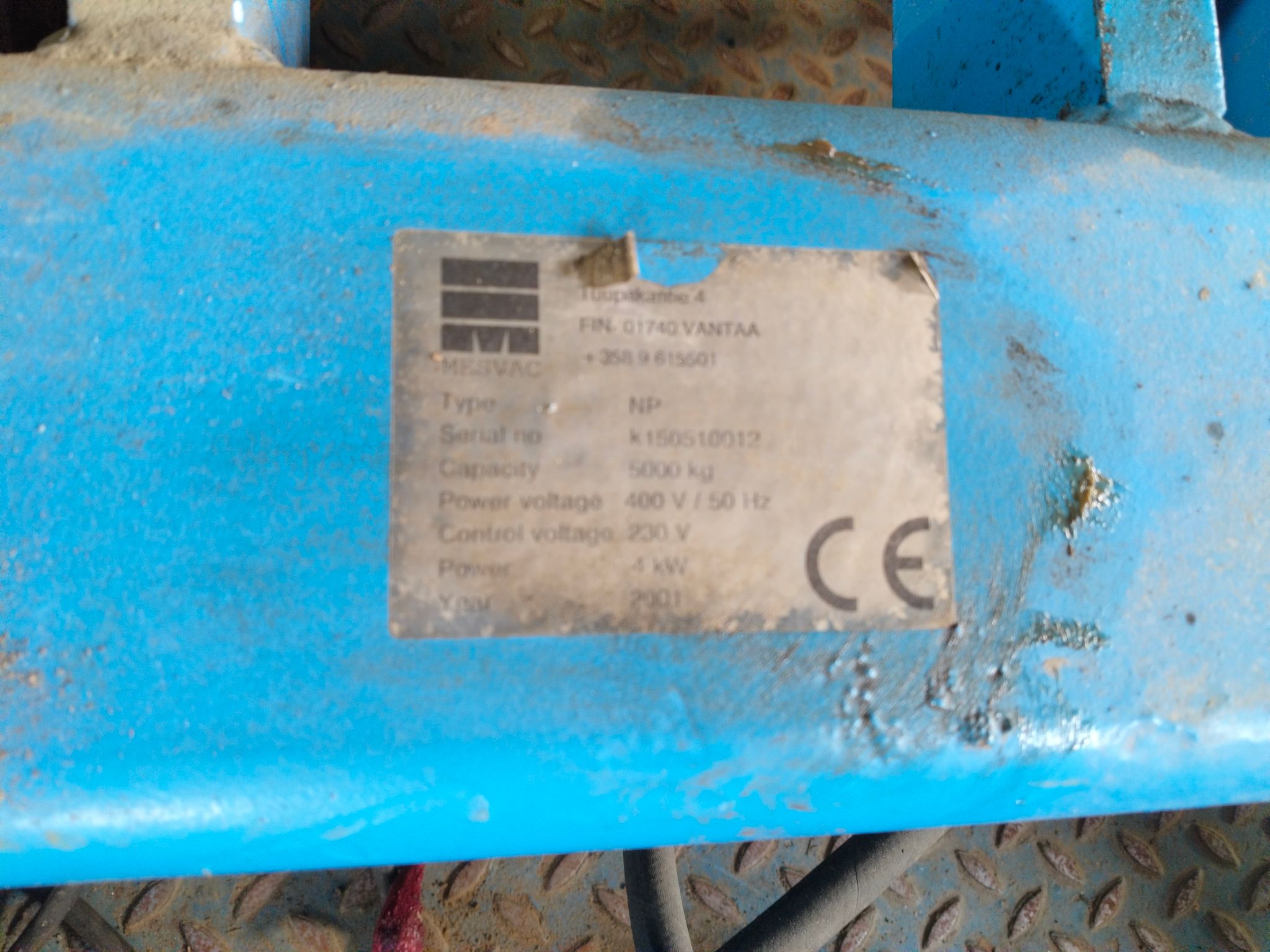Image 2/6