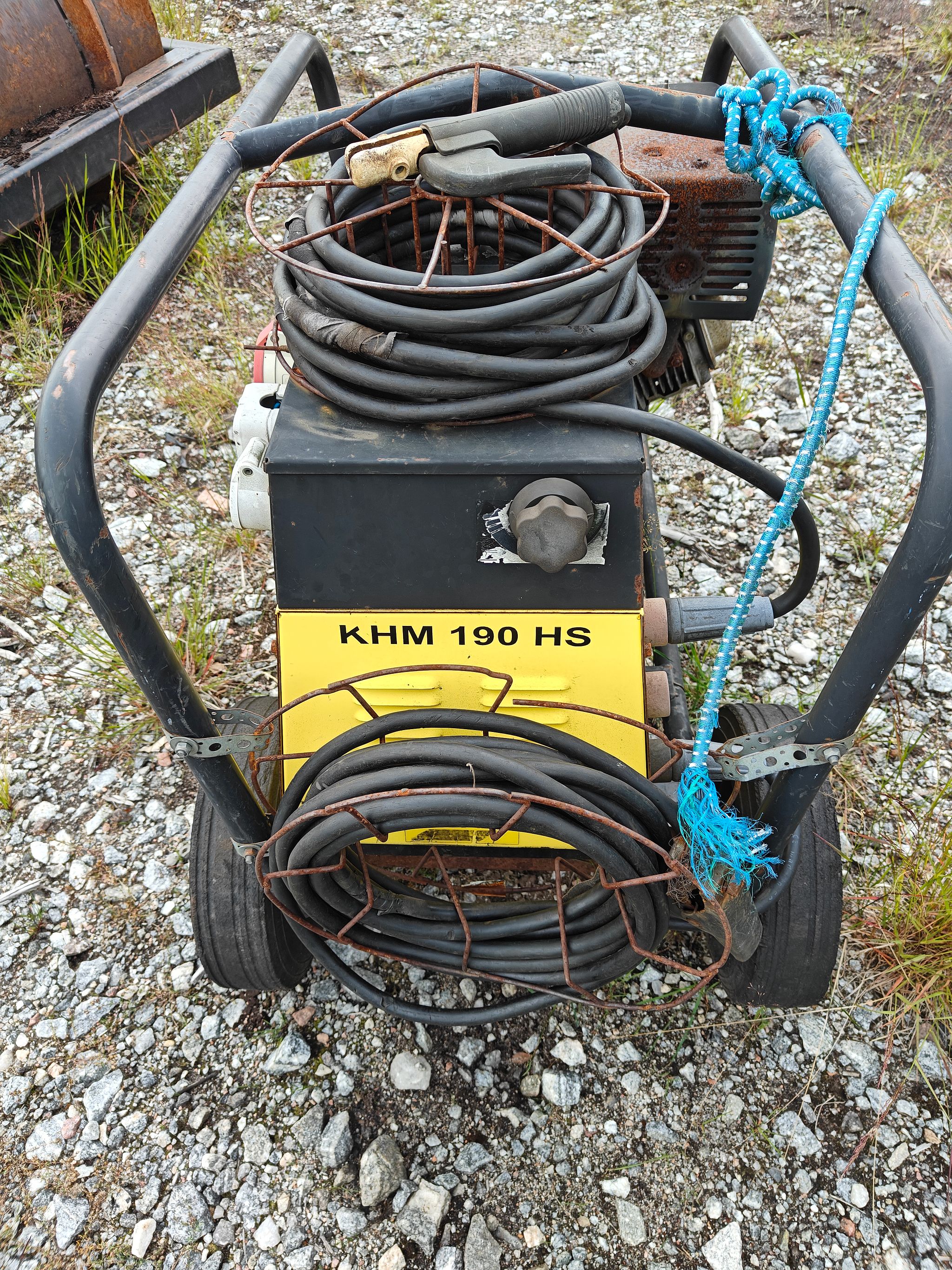 Image 4/5