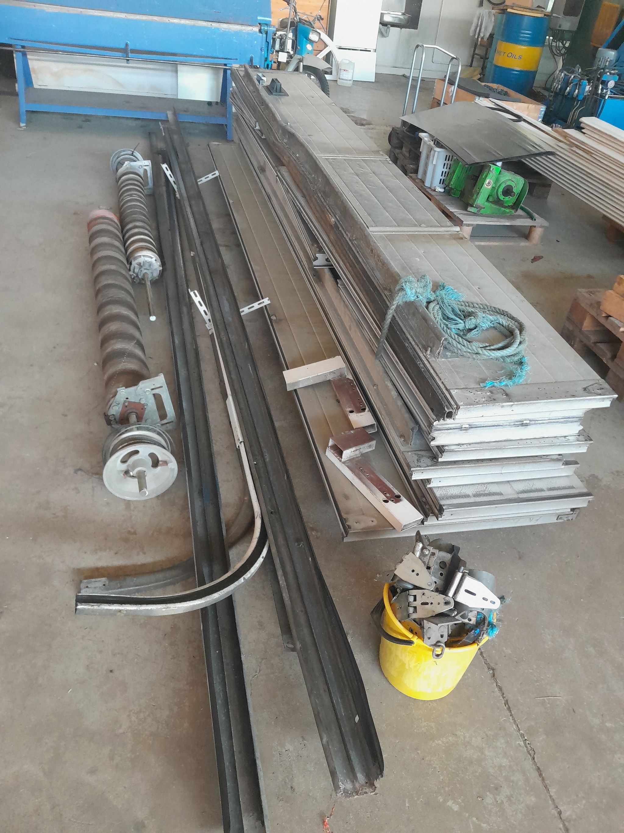Image 7/8