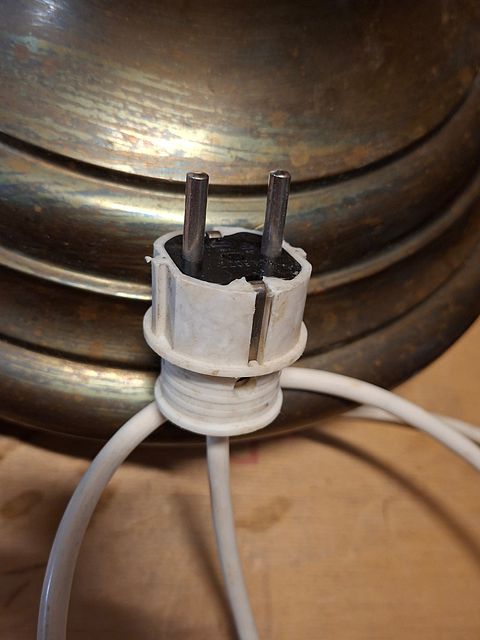 Image 8/8